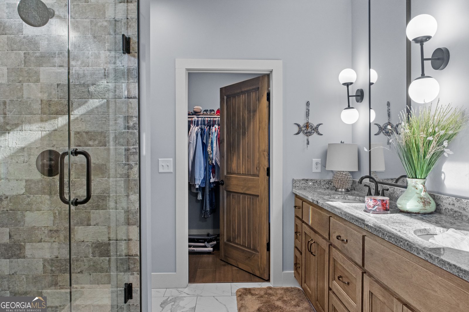 1360 Chambers Road Cleveland - 16