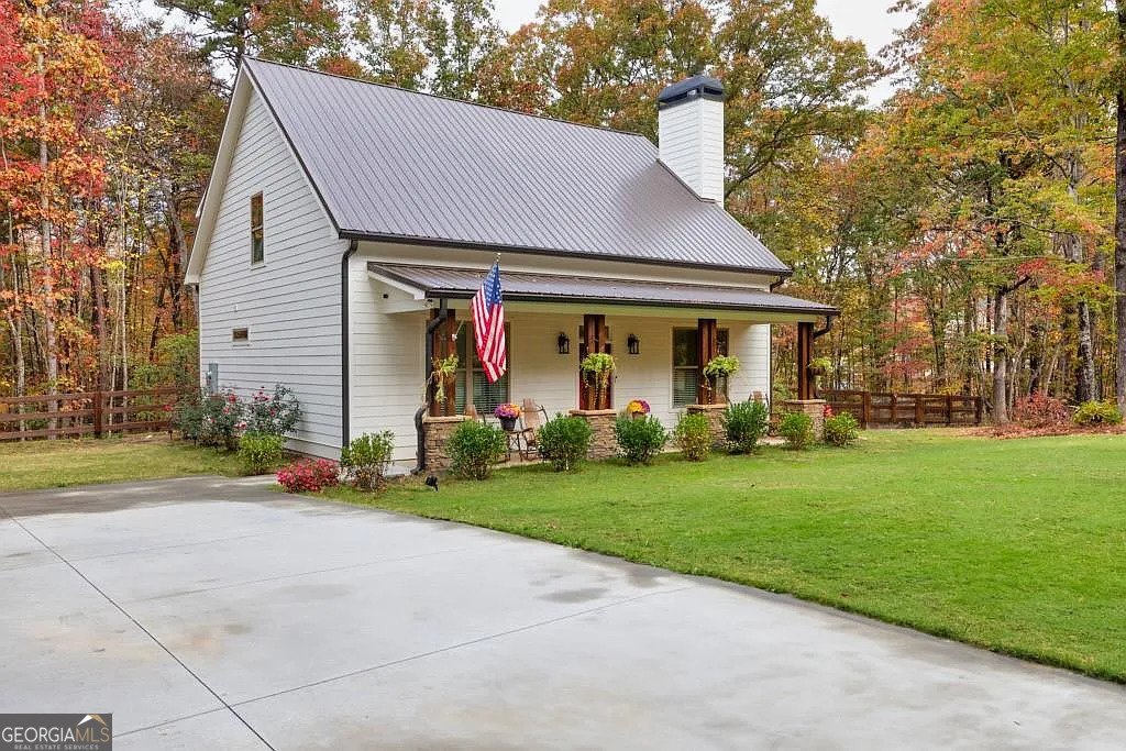 1360 Chambers Road Cleveland - 2