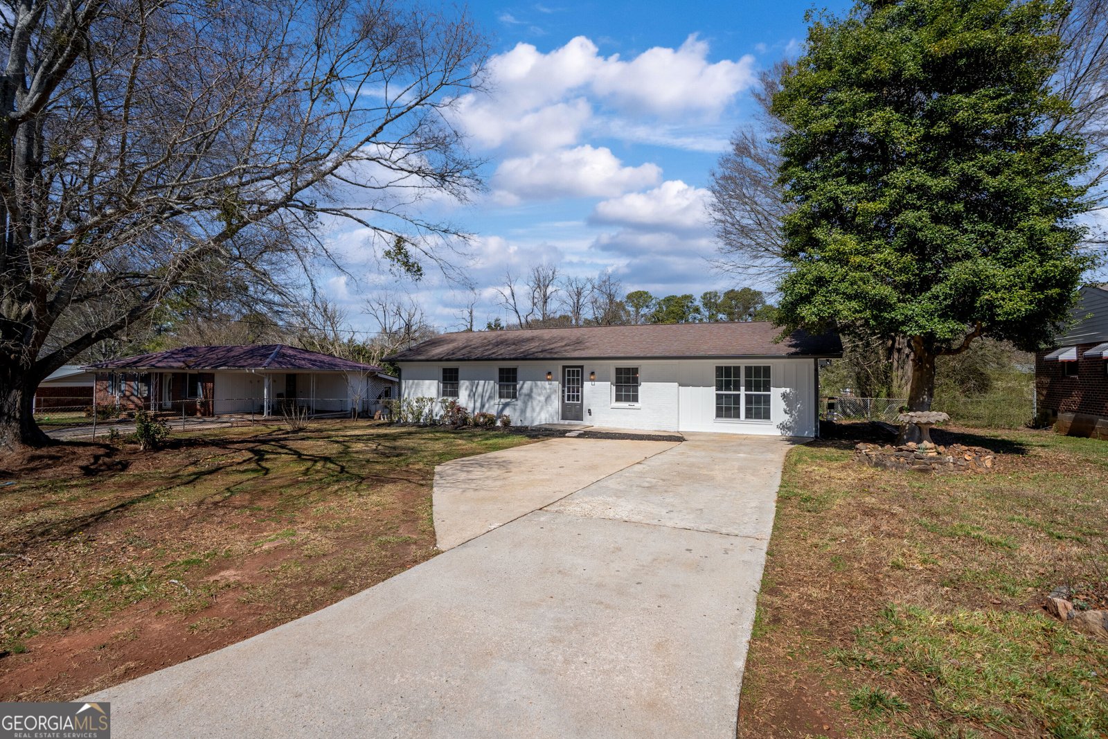 5032 Florence Street Oakwood - 2