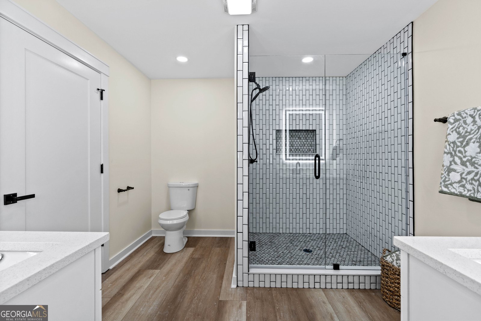 5032 Florence Street Oakwood - 24