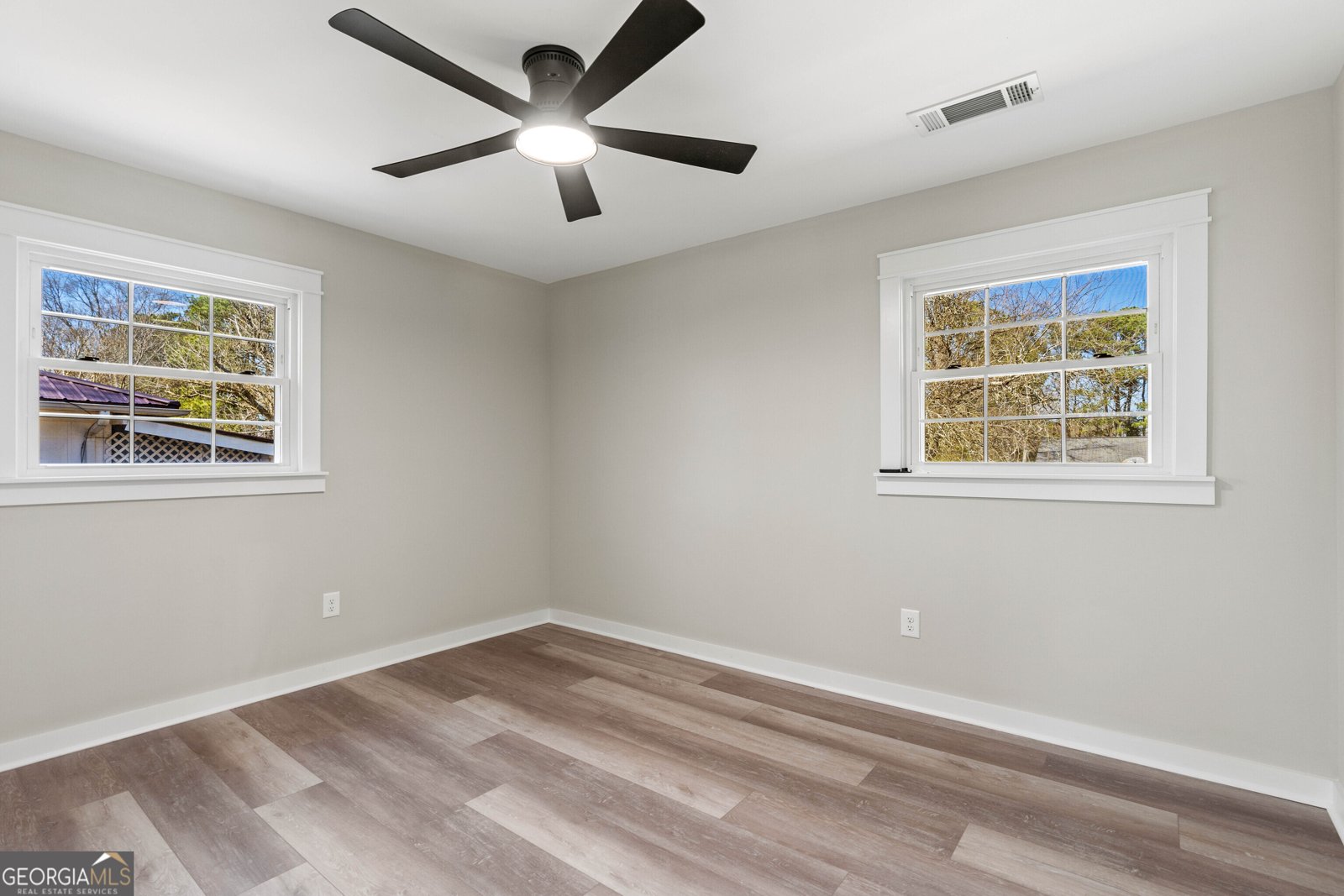 5032 Florence Street Oakwood - 29