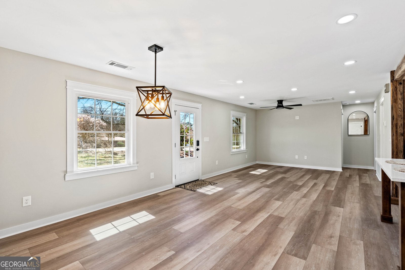 5032 Florence Street Oakwood - 7