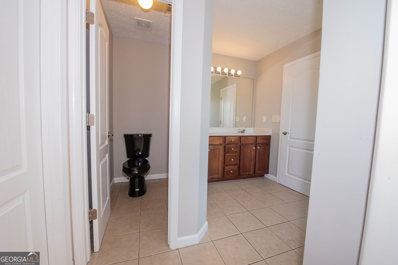5120 Redcoat Lane McDonough - 56