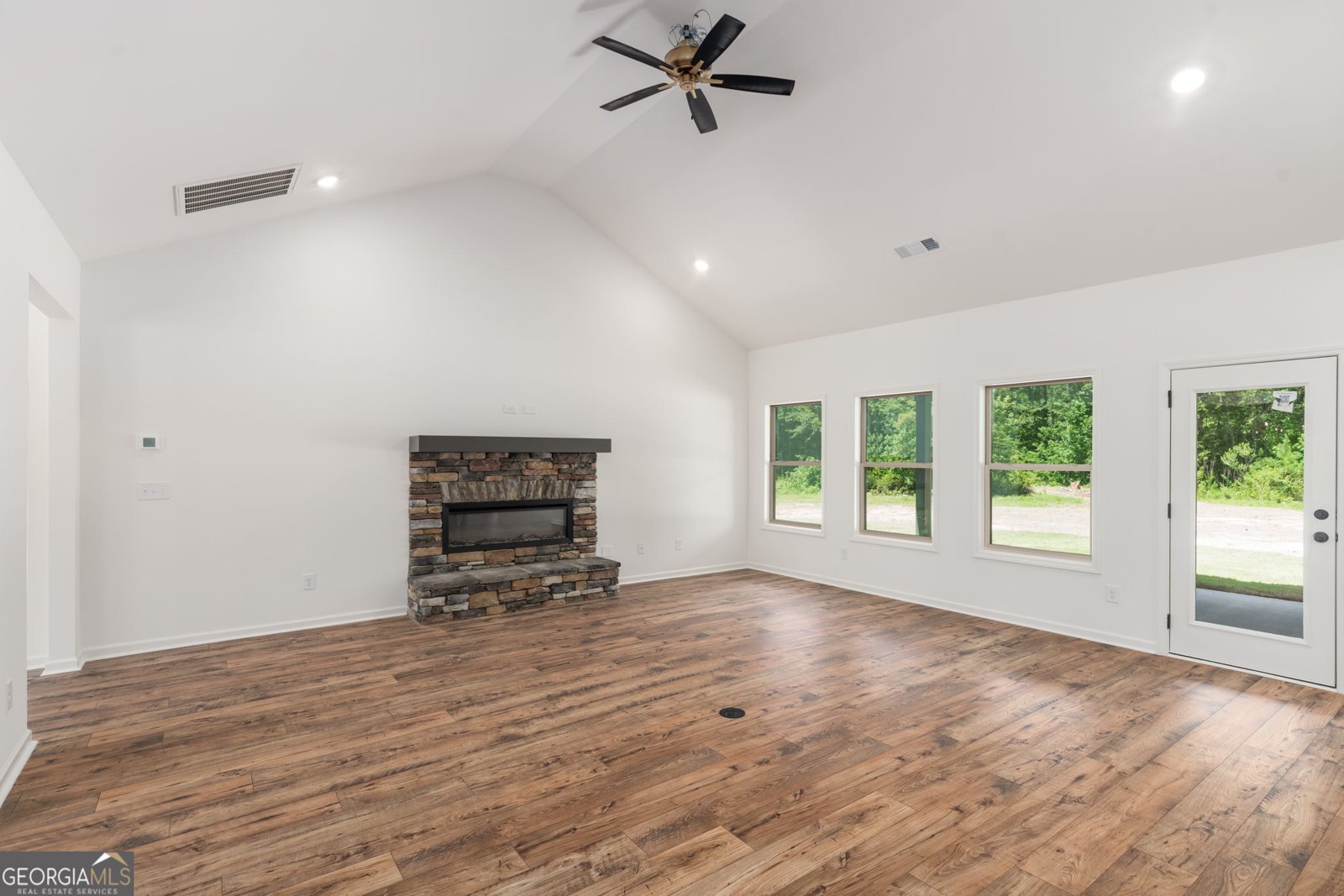 297 Bishop Road Meansville - 11