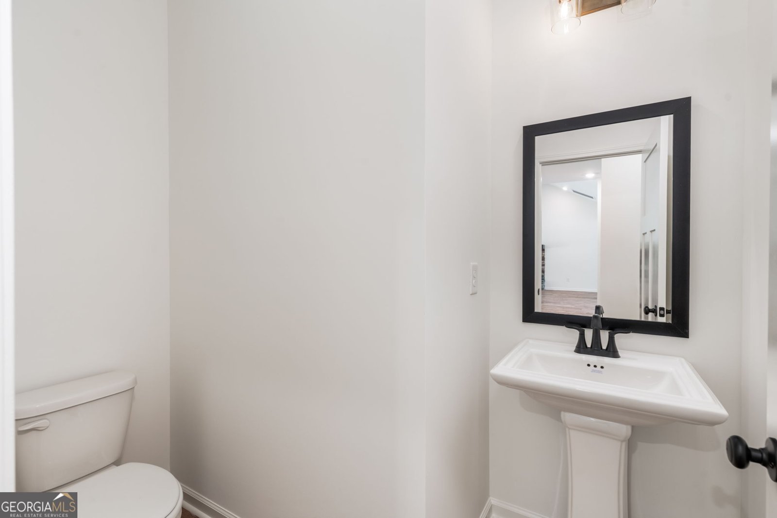 297 Bishop Road Meansville - 54