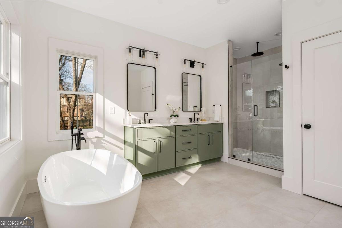 1103 Boulevard Drive Atlanta - 18