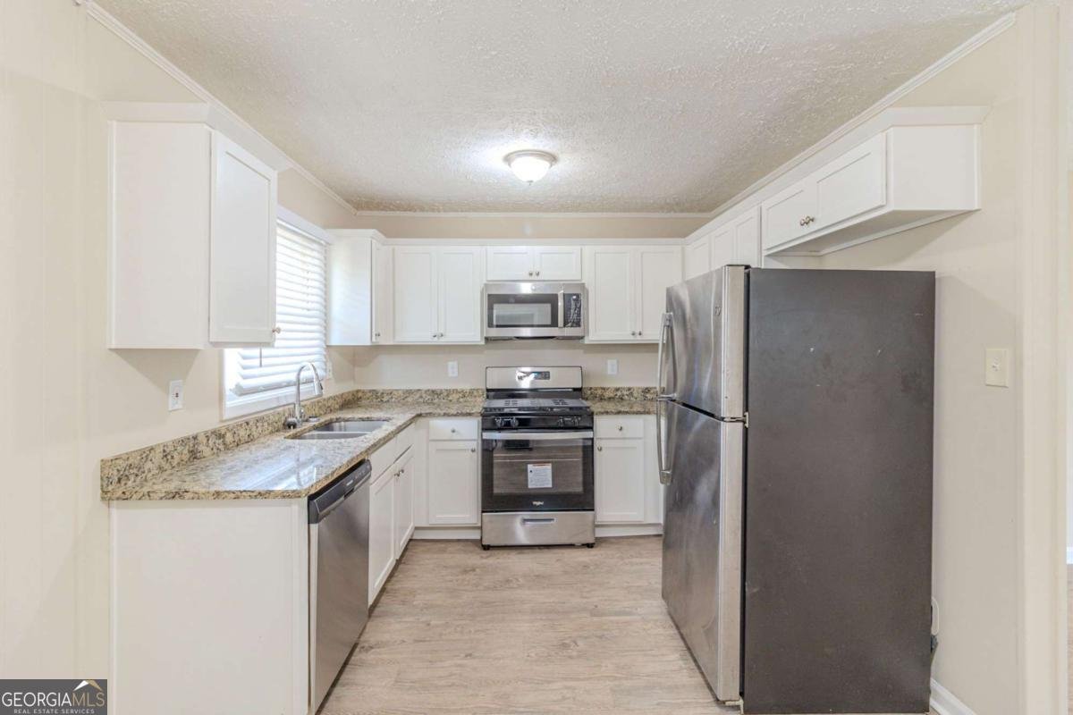 2973 Cambridge Drive Atlanta - 2
