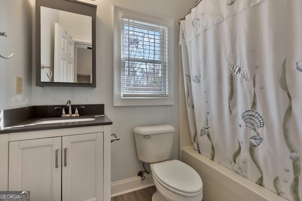 390 Lake Place Drive Lavonia - 21
