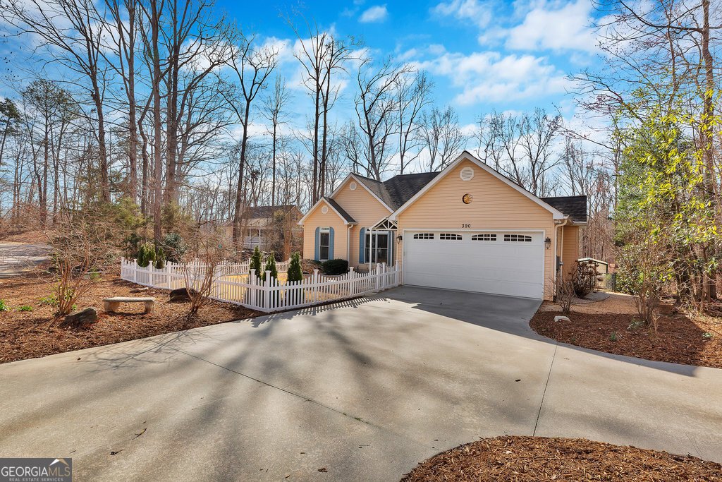 390 Lake Place Drive Lavonia - 27