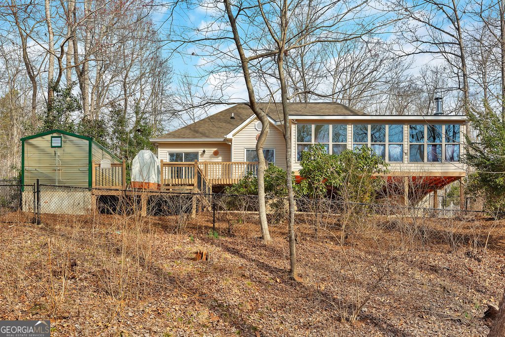 390 Lake Place Drive Lavonia - 30