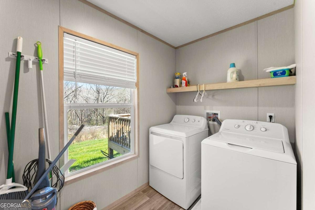 13398 Highway 53 Fairmount - 15