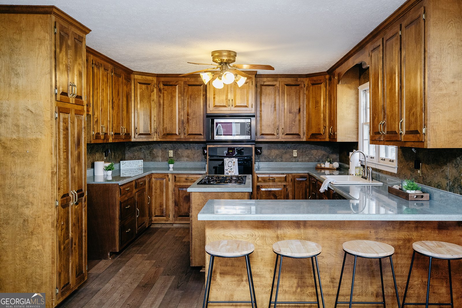 310 Sawdust Road Hull - 15