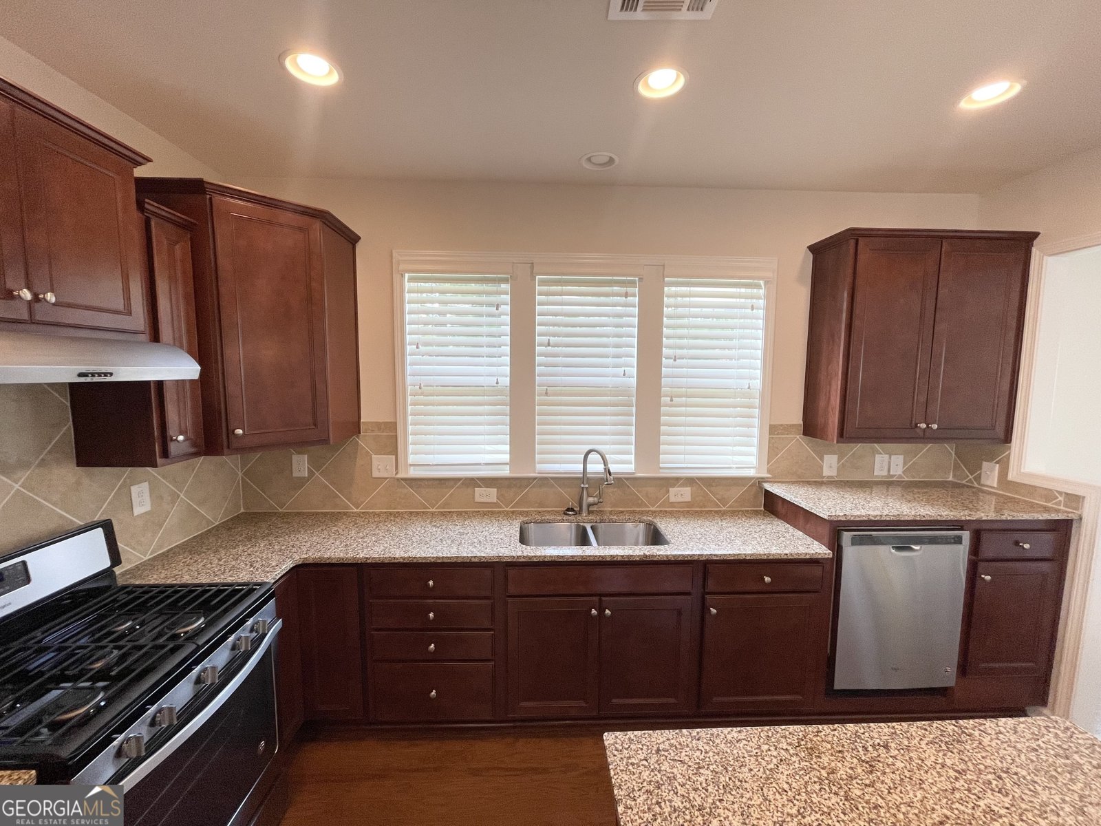 613 Bellflower Court Griffin - 17