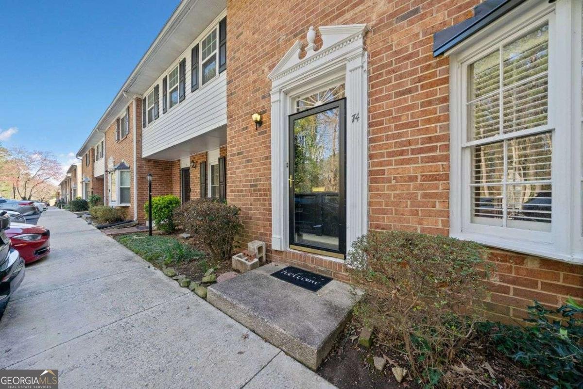 6520 Roswell Road Atlanta - 1