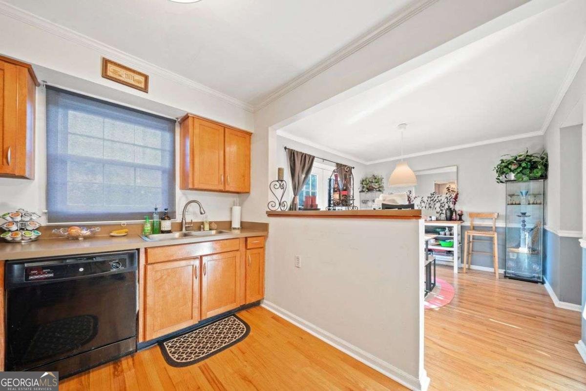 6520 Roswell Road Atlanta - 19