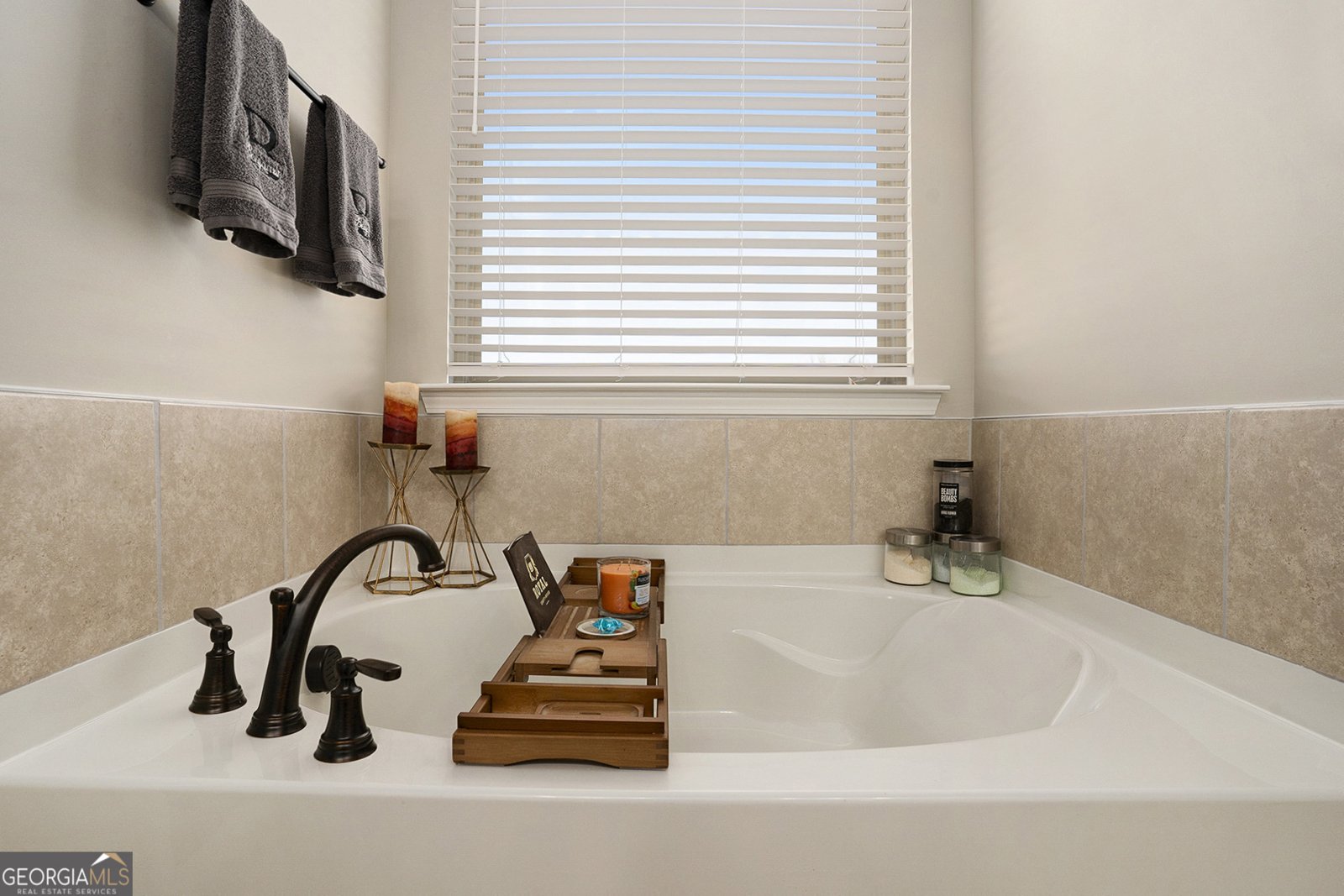 157 Donovan Avenue Locust Grove - 39