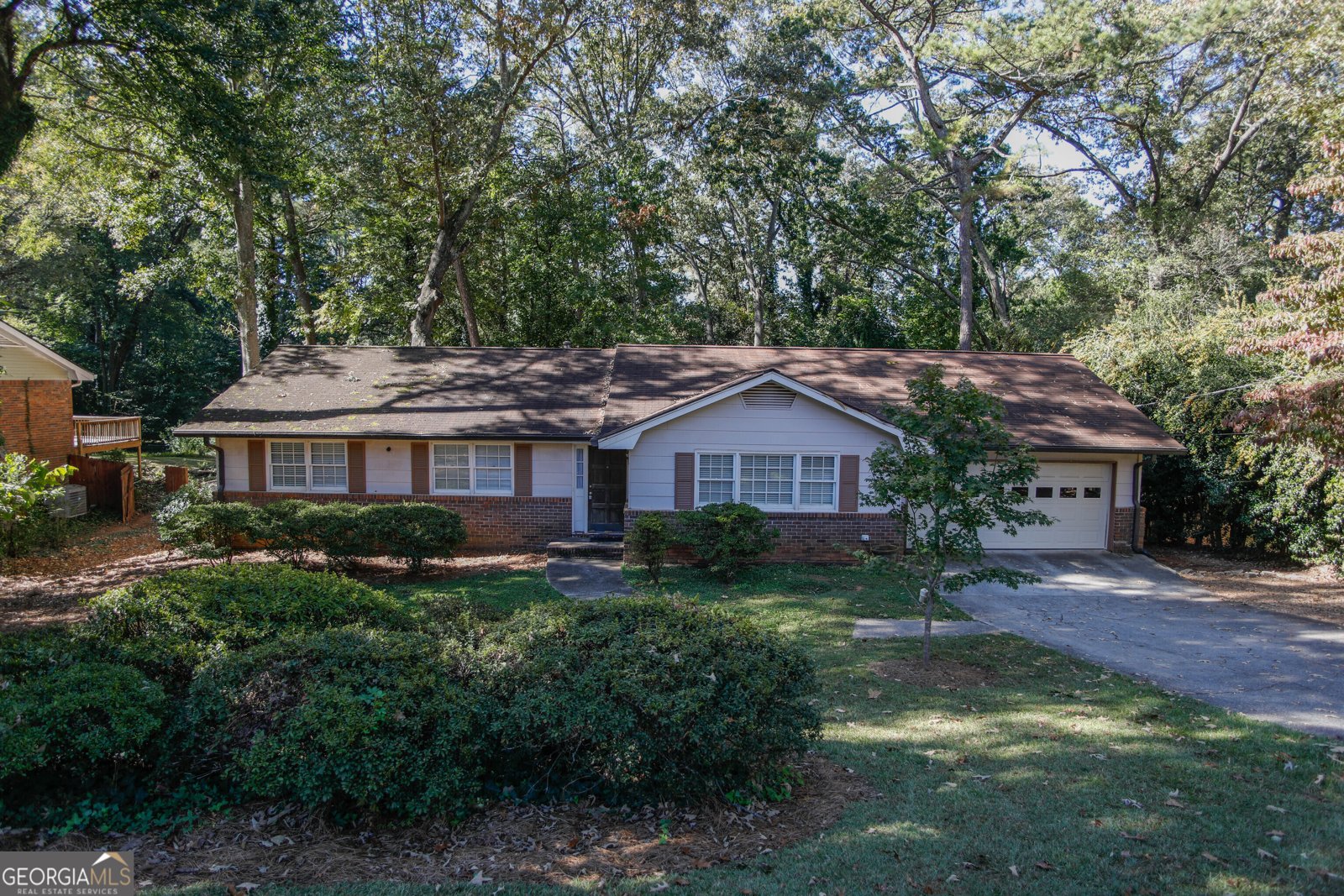 4042 Shady Circle Lilburn - 1