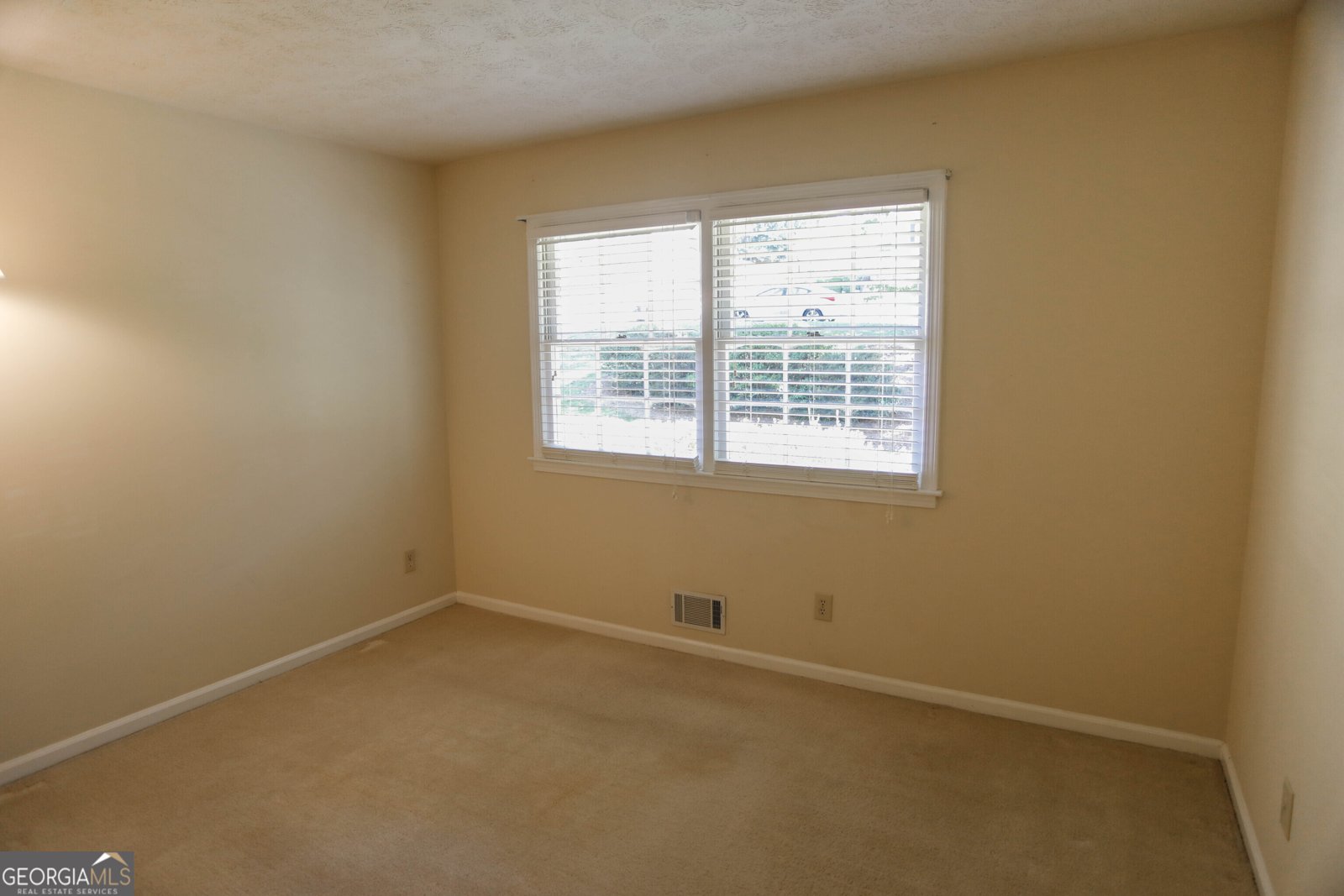 4042 Shady Circle Lilburn - 24