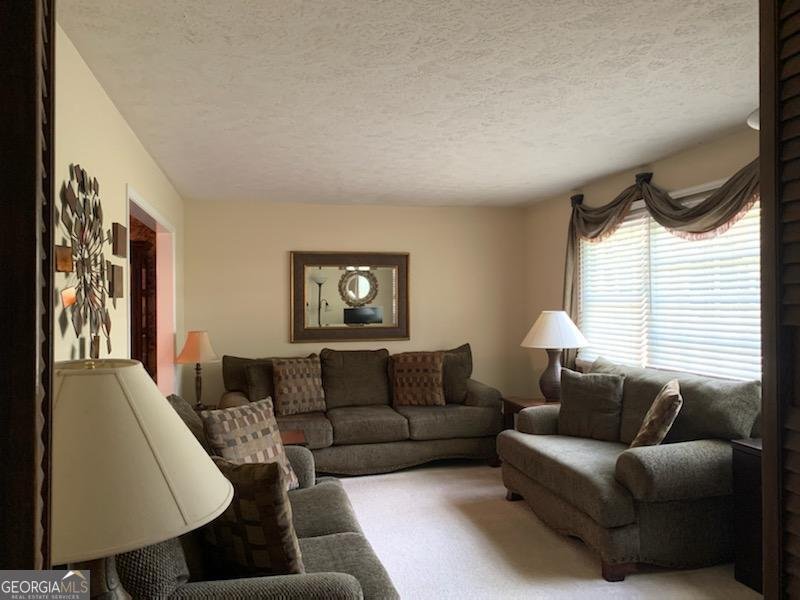 4042 Shady Circle Lilburn - 7