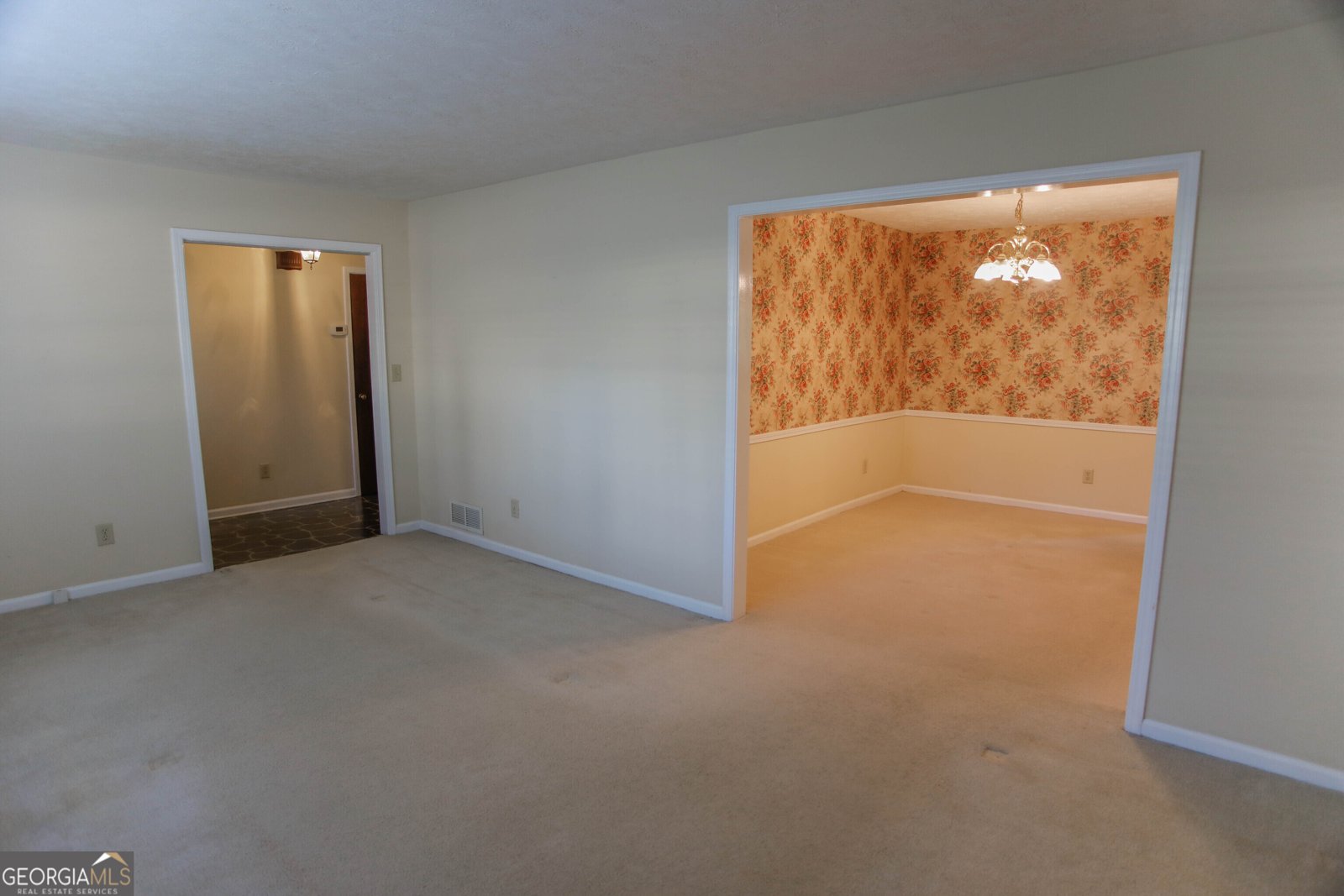 4042 Shady Circle Lilburn - 8
