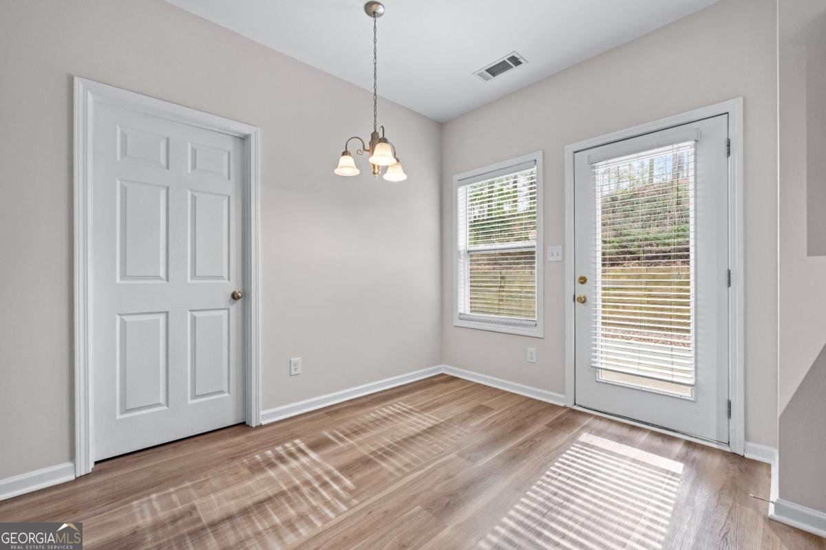 1558 Autumn Wood Trail Sugar Hill - 13