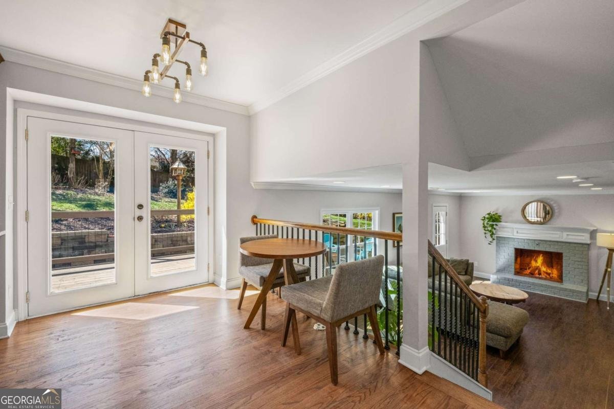 260 Mansell Circle Roswell - 17