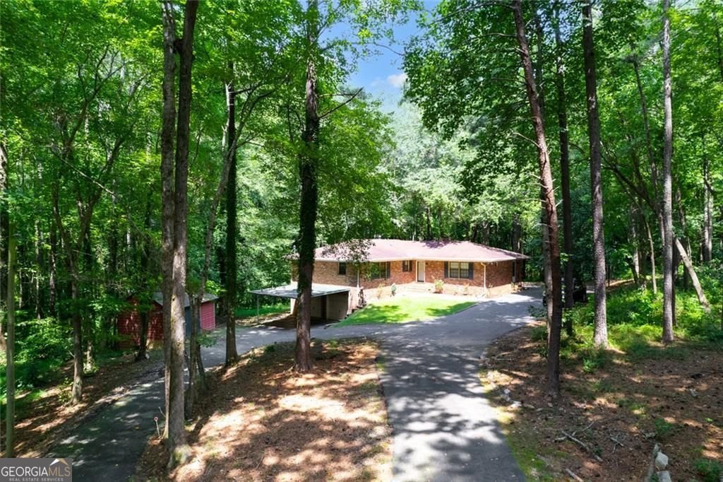 6464 Westerly Way Douglasville - 33