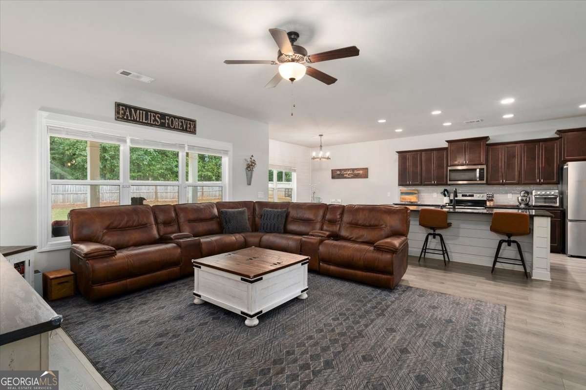 98 Woodbury Lane Hull - 4