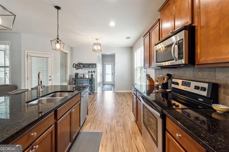 5925 Watersdown Way Flowery Branch - 6