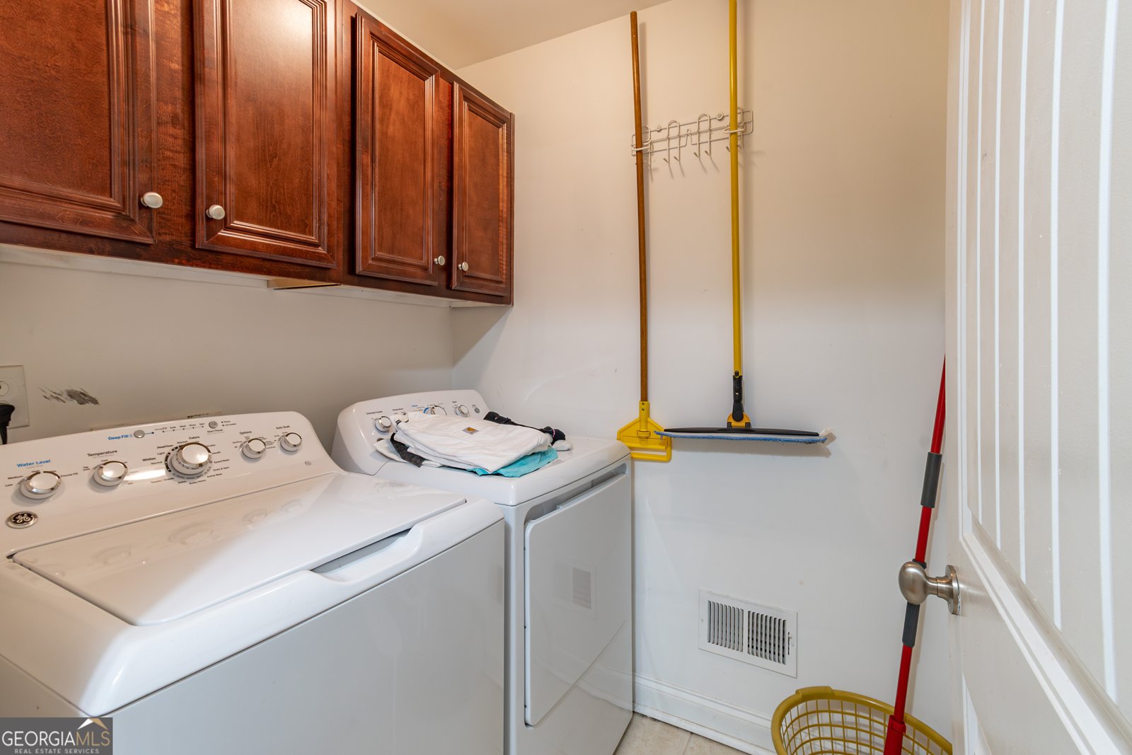 2208 Clarendon Court Conyers - 17