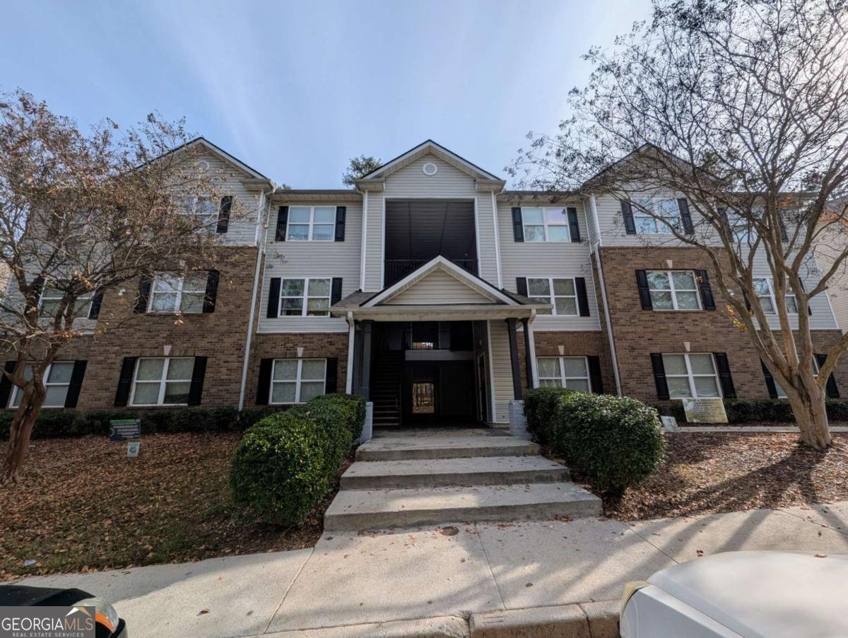 5104 Fairington Village Drive Lithonia - 1