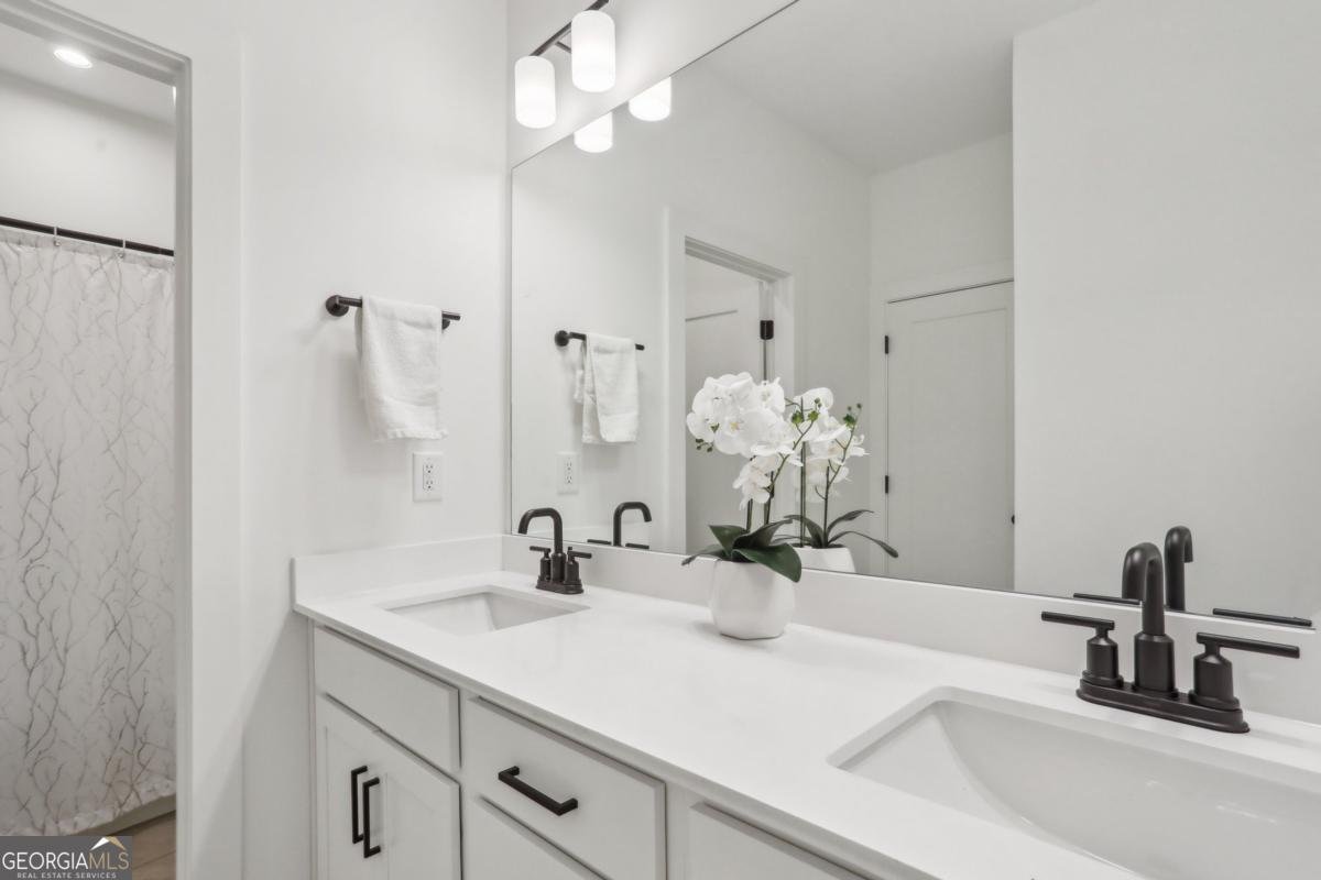 4414 Declan Drive Kennesaw - 19