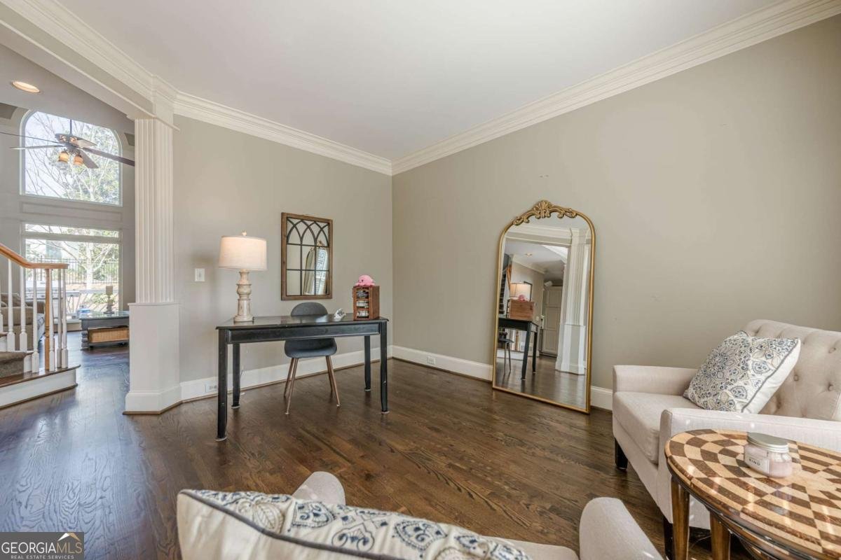 5825 LAUREL OAK Drive Suwanee - 1