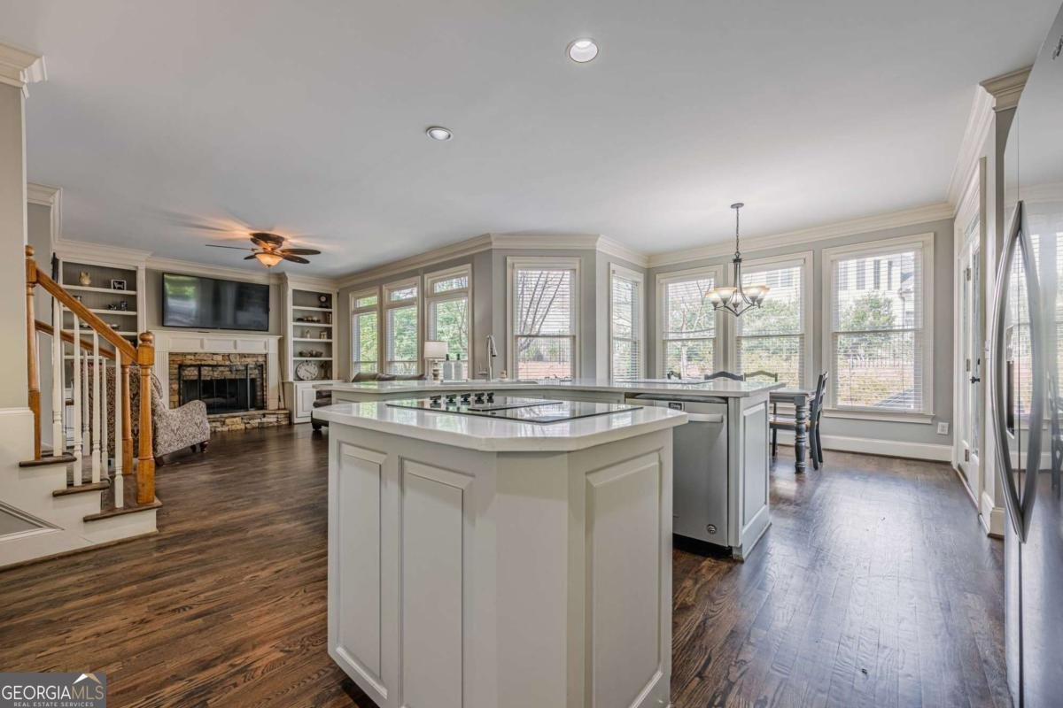 5825 LAUREL OAK Drive Suwanee - 16