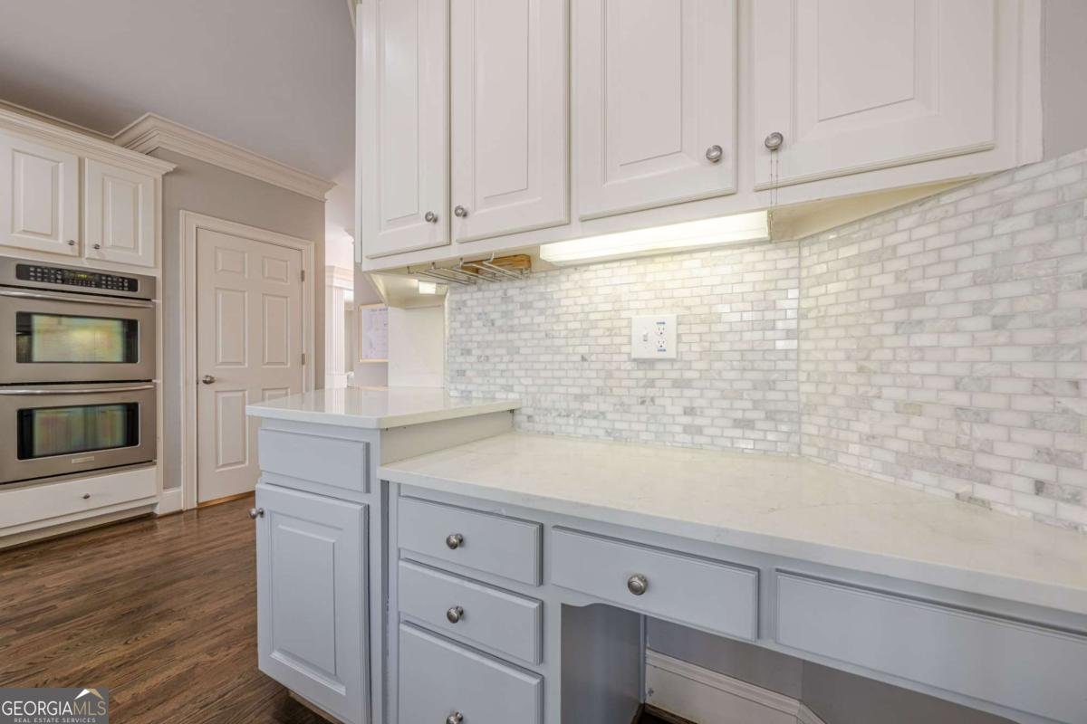 5825 LAUREL OAK Drive Suwanee - 20