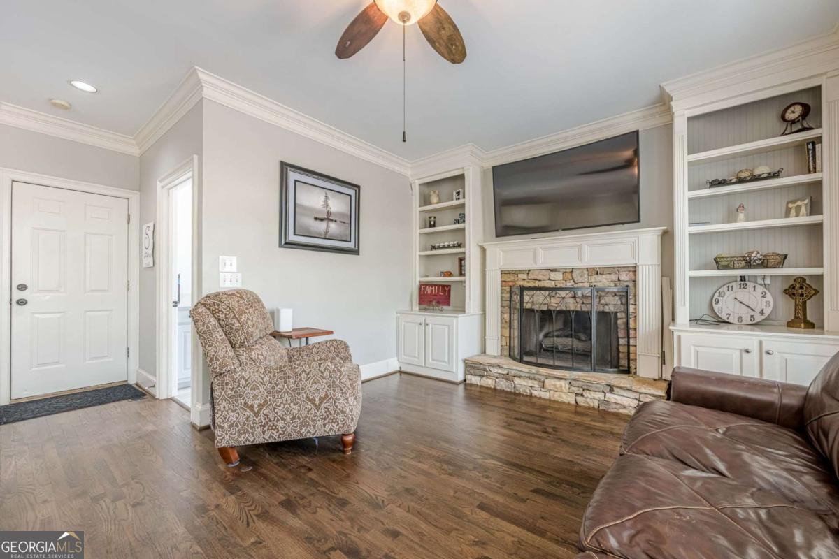 5825 LAUREL OAK Drive Suwanee - 22