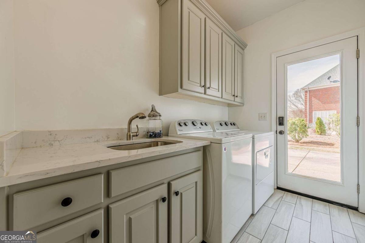 5825 LAUREL OAK Drive Suwanee - 25