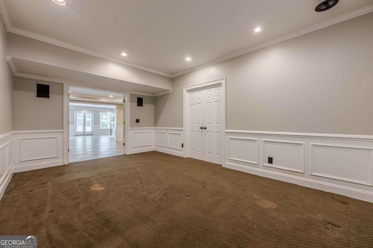 5825 LAUREL OAK Drive Suwanee - 37