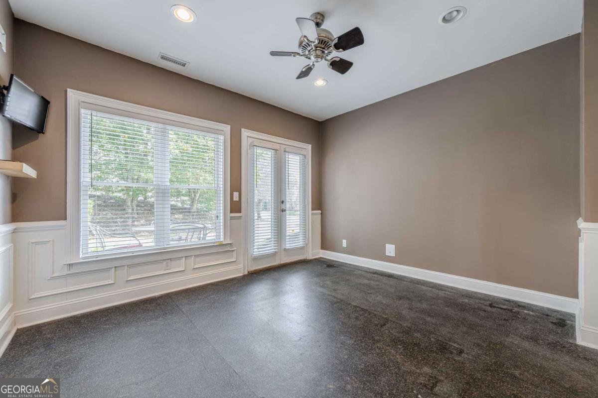 5825 LAUREL OAK Drive Suwanee - 38