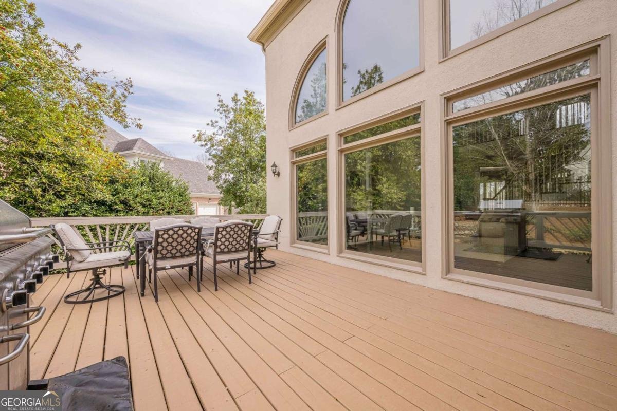 5825 LAUREL OAK Drive Suwanee - 65