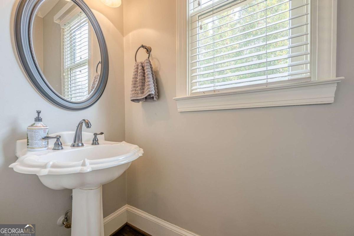 5825 LAUREL OAK Drive Suwanee - 7