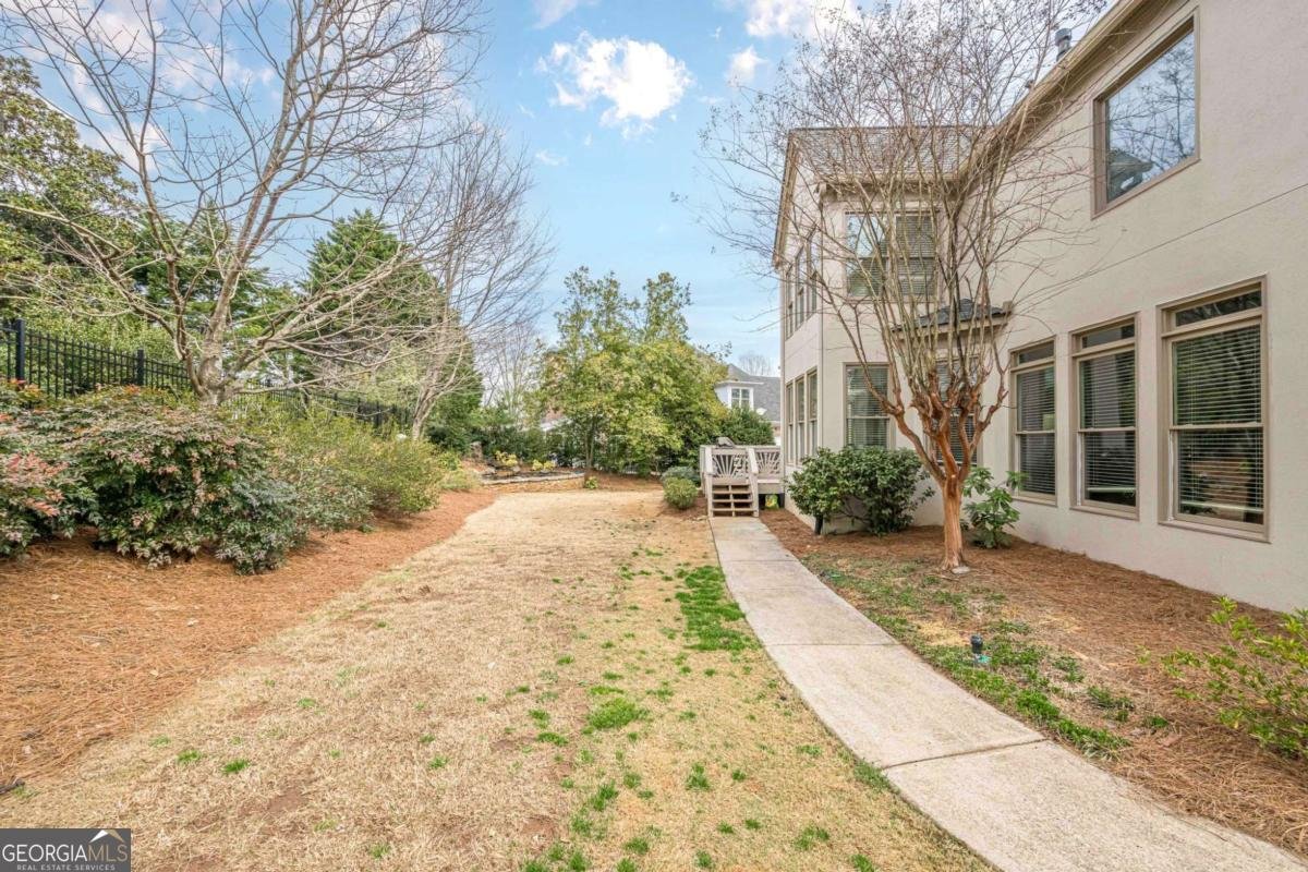 5825 LAUREL OAK Drive Suwanee - 83