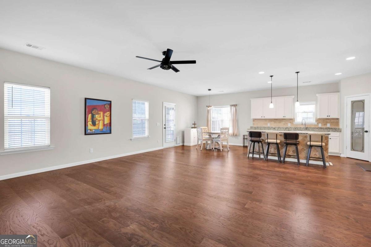 136 Spoonbill Circle Savannah - 12