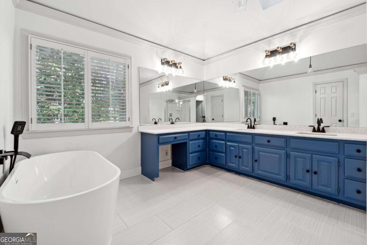 4715 Creek Wood Drive Gainesville - 24