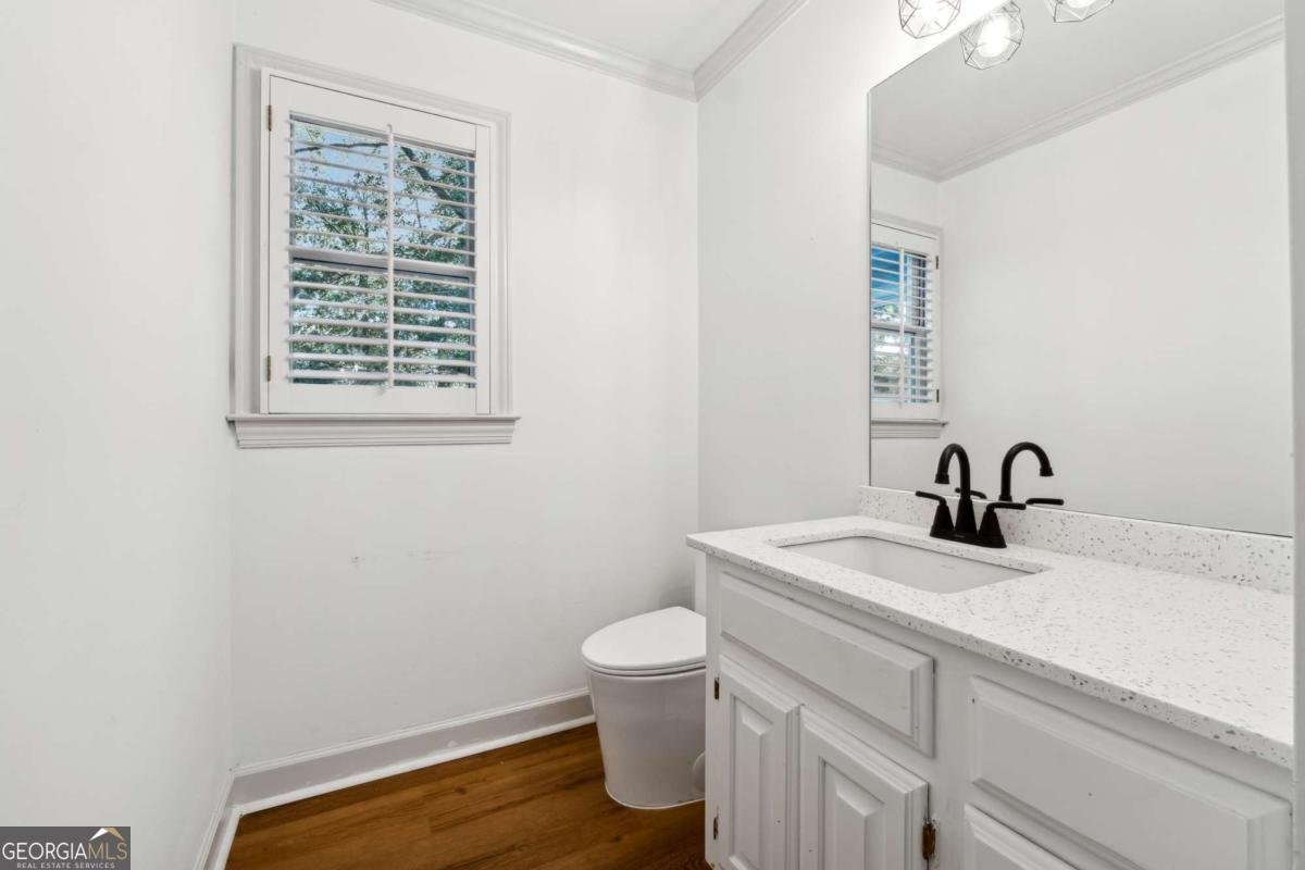4715 Creek Wood Drive Gainesville - 33