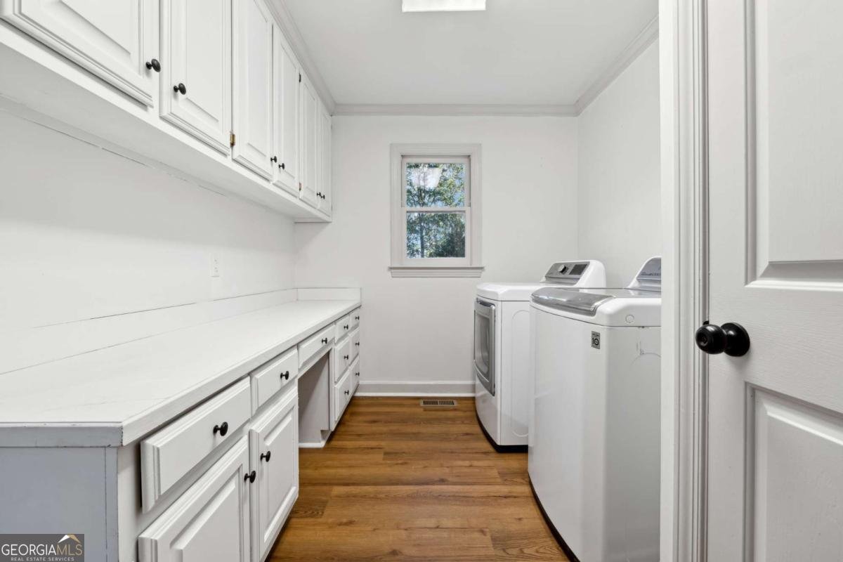4715 Creek Wood Drive Gainesville - 34