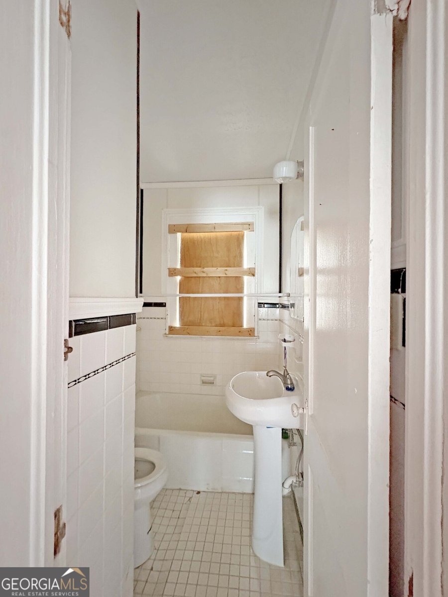 1683 Candler Road Decatur - 11