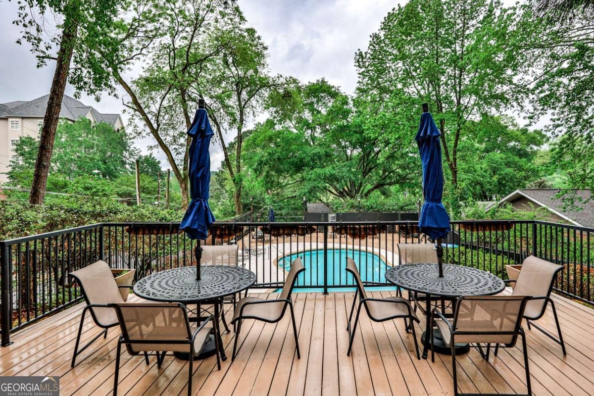 1 BISCAYNE Drive Atlanta - 17