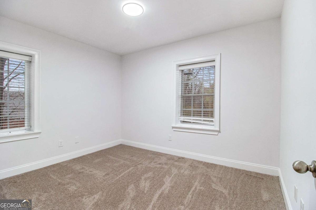 2367 Cascade Road Atlanta - 11