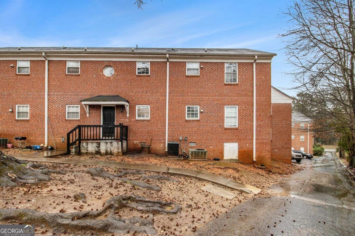 2367 Cascade Road Atlanta - 18